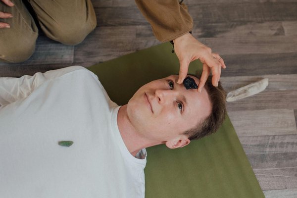 Explorez les bienfaits de l'hypnothérapie avec Katy à Orléans